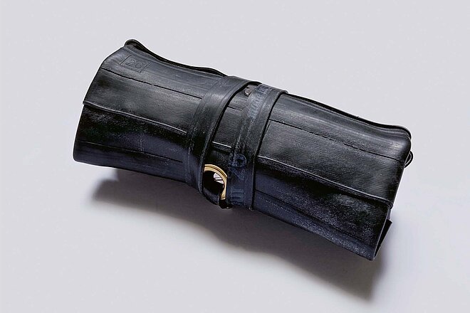 Tool Kit aus einem alten Fahrradschlauch