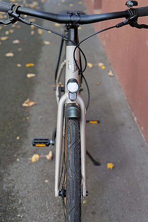 Frontansicht eines Fahrrads.