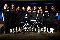 Das neue UIC-Frauen-Team Nexetis besteht aus einem internationalen Kader.