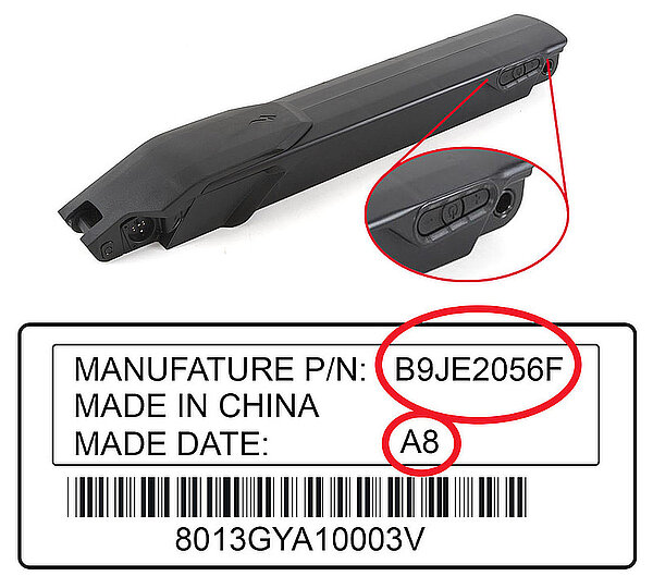 Ein E-Bike-Akku und darunter ein Aufkleber auf dem die Seriennummer des Akkus abgebildet ist