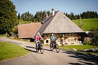 Die vier Herzschlaufen durch die einzigartige Hügellandschaft.