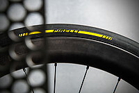 PAAS-Protoypen-Reifen von Pirelli.