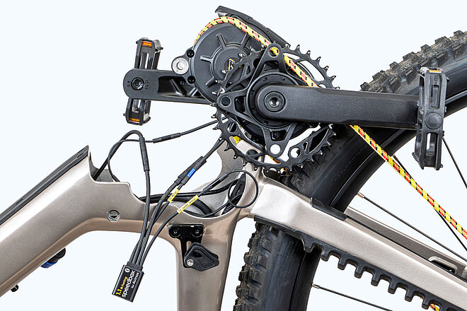 Tuning-Kit von Speedbox an «M2S»-Mittelmotor von Avinox.