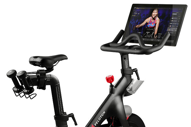 Peloton ruft Heimtrainer für Indoor Cycling zurück.