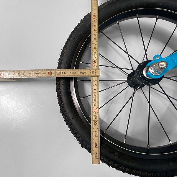 Klappständer für Kindervelo.