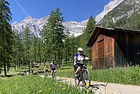 Velogruppe im Pustertal