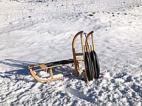 Schlitten im Schnee