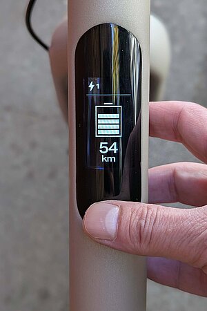 Display im Oberrohr eines E-Bikes.