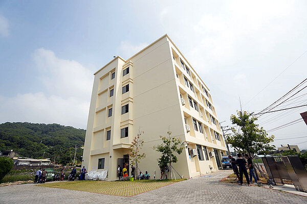 Wohnheim für Kontraktarbeiter von Giant.