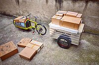 Cargobike mit grossem Anhänger