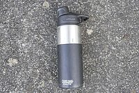 Camelbak Chute Mag im Test. Thermosflasche die in den Bidonhalter passt.