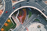 Asoziale Strassen. Strassen mit Autos und Fahrrädern