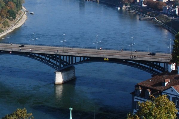 Schweiz Mobil erfasst den Veloverkehr in der Schweiz. Brücke über den Rhein in Basel.