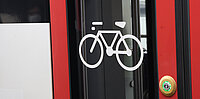 Fahrradsignet auf Zugtüre