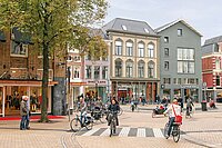 Groningen Velostadt. Personen auf Fahrrädern in der Stadt Groningen.