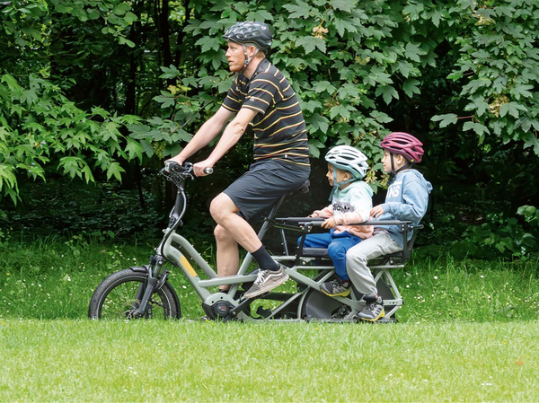 Im Praxistest wurden auf allen Longtails zwei Kinder transportiert.