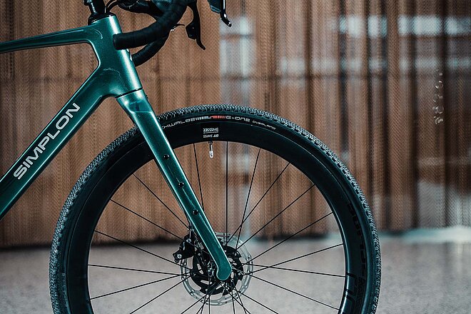 Simplon Grid Gravelbike. Vorderrad eines Fahrrads. 