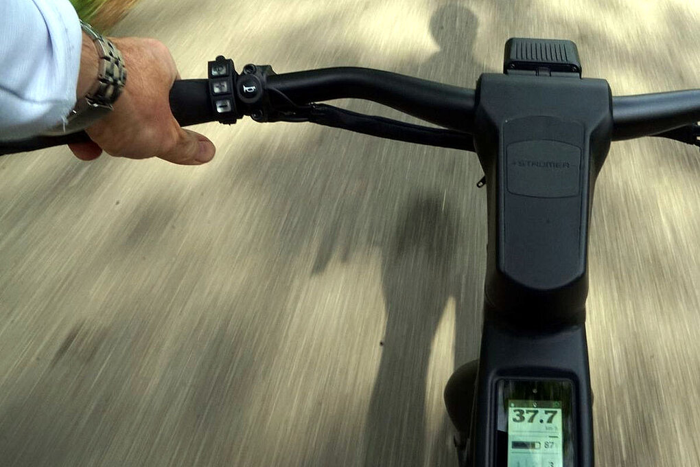 Tachopflicht für schnelle E-Bikes in der Schweiz. Speed Pedelec von Stromer.