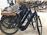 Auslieferbereite E-Bikes im Tour-de-Suisse-Fahrradwerk in Kreuzlingen.