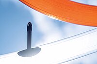 Kunstbild mit Fahrradschläuchen