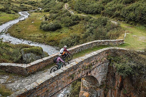 Neue Moutainbikerouten von Schweiz Mobil im Gotthardmassiv.