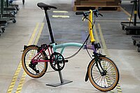 Brompton X Hydro recycling Alufelge für Fahrräder. Faltrad von Brompton.