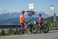 Mountainbiker im Rheintal.