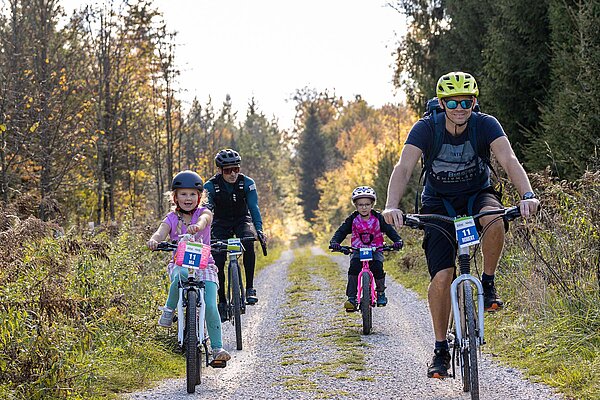 Gravel ride Race Bern Family Ride für Familien.