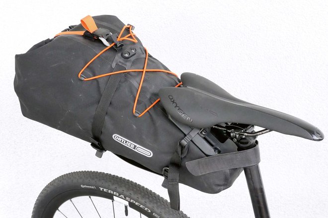 Bikepacking Satteltasche von Ortlieb im Test.
