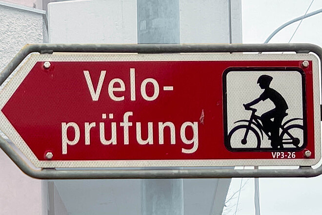 Veloprüfung Zürich. Machen Sie den Test. Wegweiser für die Veloprüfung