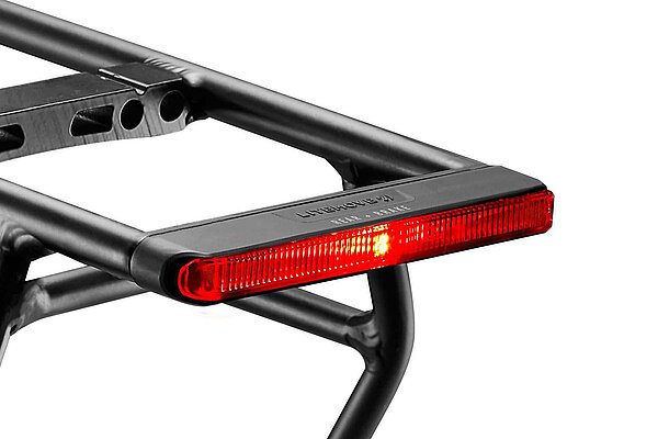 Gepäckträger eines Fahrrads mit integriertem Rücklicht