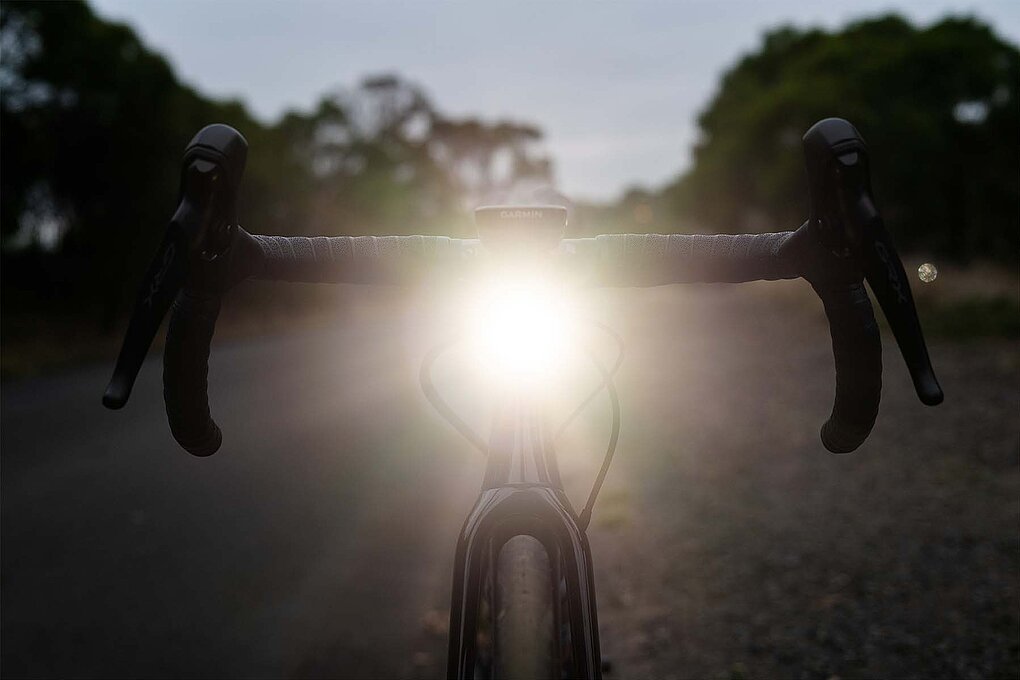 Hell leuchtende Fahrradlampe.