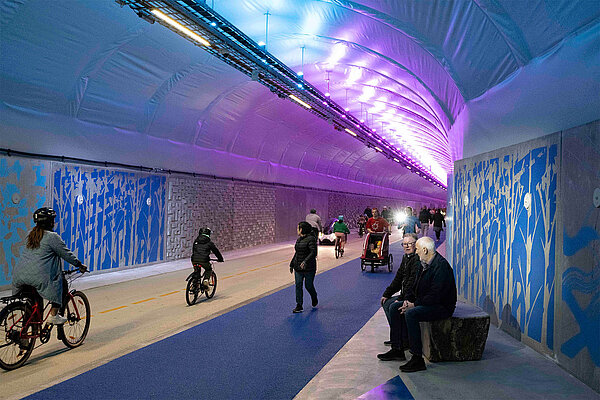 Velotunnel unter dem Berg der norwegischen Stadt Bergen