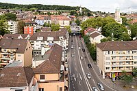 Stark befahrene Strasse in Zürich.