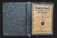 Altes in Leder gebundenes Buch.