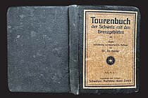 Altes in Leder gebundenes Buch.