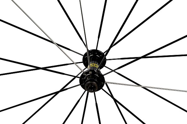 Fahrradnabe mit Speichen