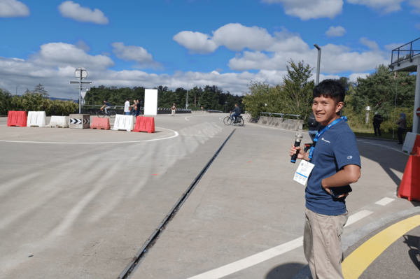 Ying-Chuan Ni leitet das Experiment an der ETH.