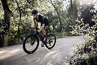 Meridas «Mission» auf Schotterweg.