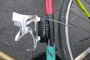 Test Abus Sportflex 2504/90 Kauftipp. Ein Kabelschloss an einem Fahrradrahmen.