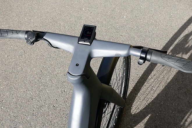 Vorbau-Lenker-Einheit an einem E-Bike von Canyon