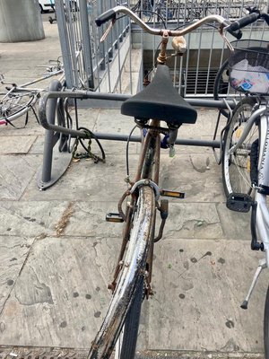Rostiges Fahrrad