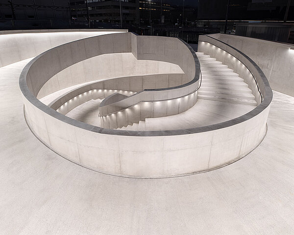 Trait d' Union Bahnhof Lausanne