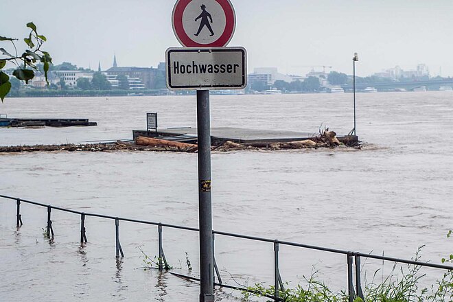 ZEG spendet für Opfer der Flutkatastrophe in Deutschland. Hochwasser in Deutschland.