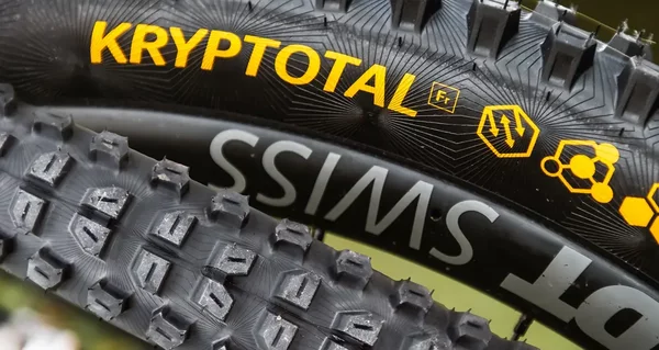 Veloreifen mit dem Namen Krytpotal