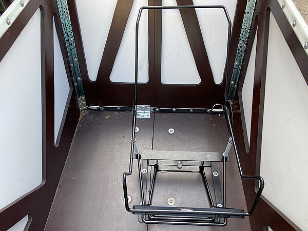 Steco Adapter in Lastenradkiste