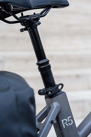 XLC Suspension Dropper Post.