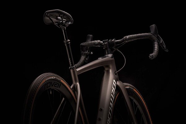 Das neuste E-Gravelbike von Specialized