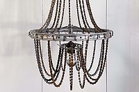 Kronleuchter aus alten Fahrradteilen. 