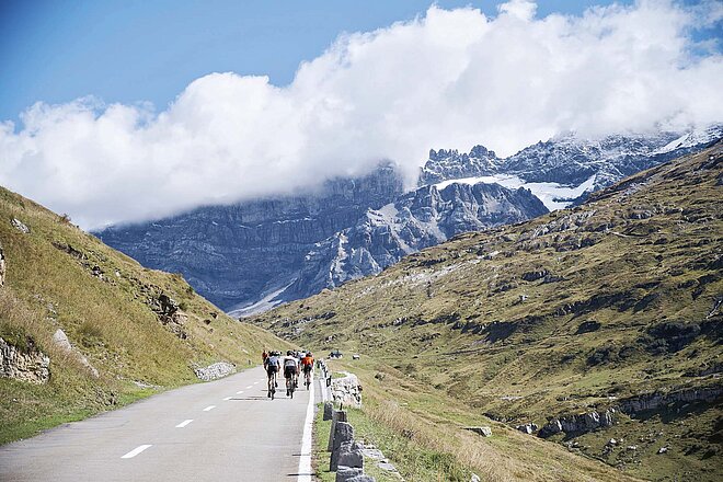 Alpenpanoramen ohne Auto- und Motorradlärm: Das bieten die autofreien Tage auf Schweizer Passstrassen im Jahr 2025. Nach einer wechselvo...